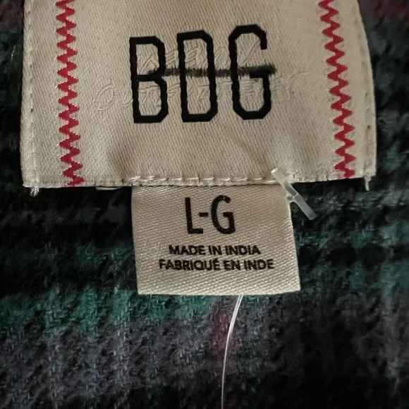 BDG Dani Oversized Plaid Shirt - Picture 8 of 9